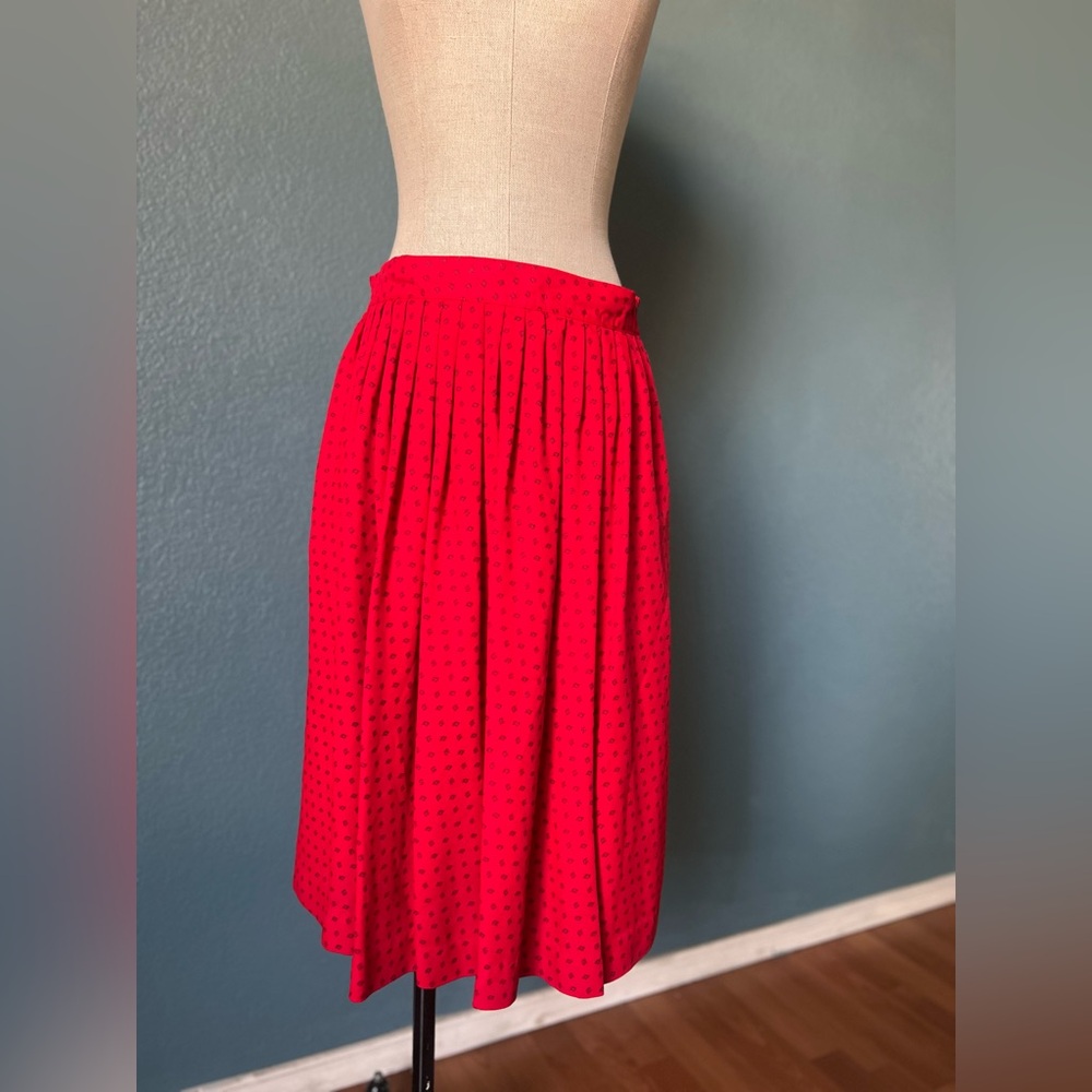 Vintage Fundamental Things Red Polka Dot Elastic Waist Midi‎ Skirt blue details